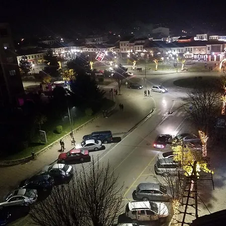 Korca, Center Daire *