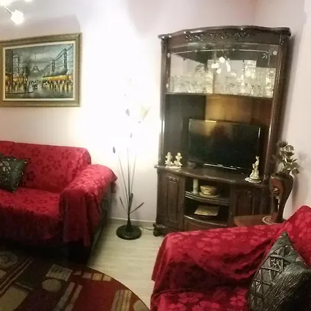 Korca, Center Κορυτσά